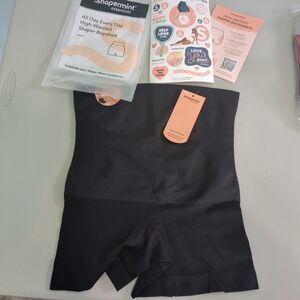 Shapermint All Day Every Day High Waisted Shaper Boyshort Women Size Medium NWT